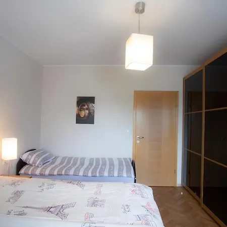Rozalija Apartmán Zirovnica