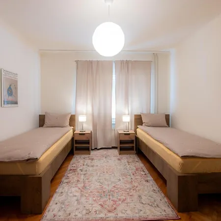 Rozalija & Pavla - Apartamento Zirovnica