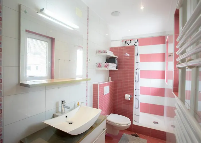 Rozalija Апартаменты Жировница