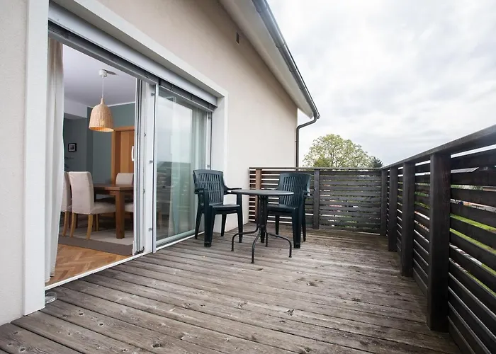 Διαμέρισμα Rozalija *